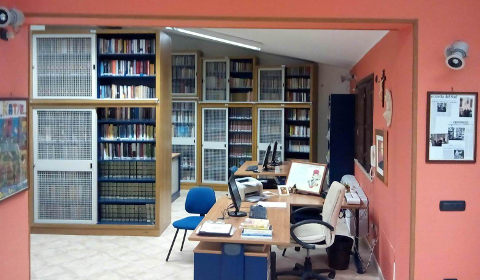 Interno Biblioteca