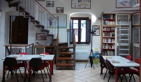Interno Biblioteca
